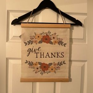🐠Give Thanks Scroll. New With Tags.
